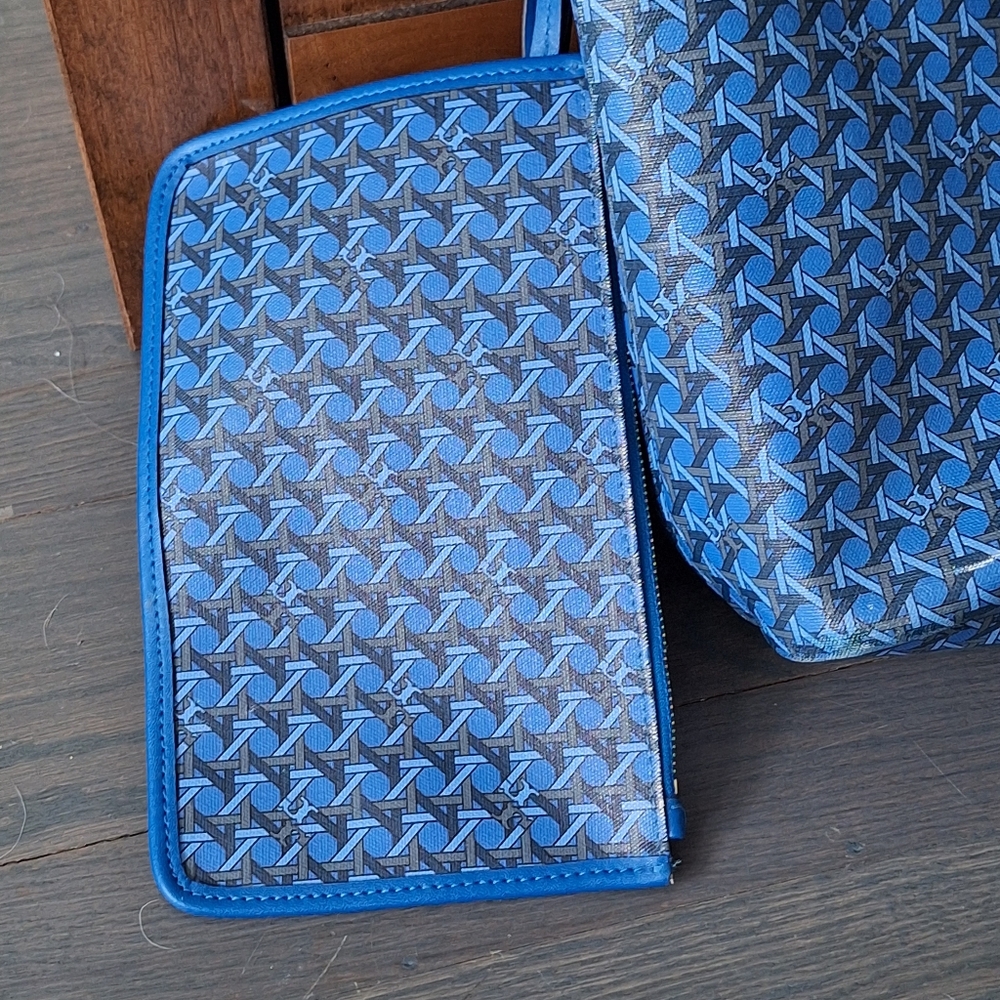 Tory Burch Mediterranean Blue Ever Ready Tote Bag - Picture 6 of 16